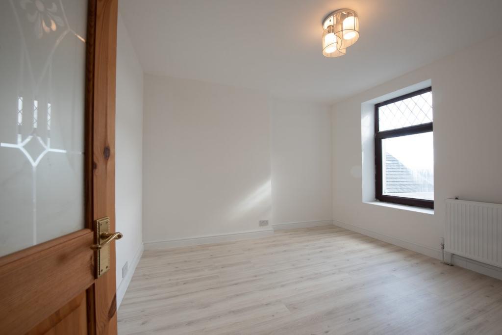 Caswell Street, Llanelli, SA15 1BS